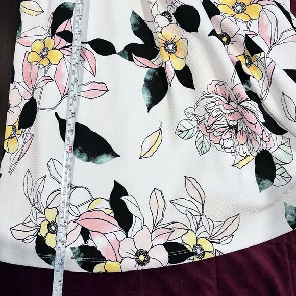 Torrid White Floral Sleeveless Knee Length Skater Dress Stretch Size 2 Casual - Picture 10 of 10